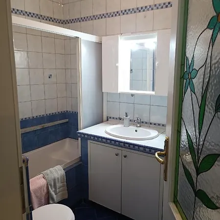 Apartment Apartma Kanal
